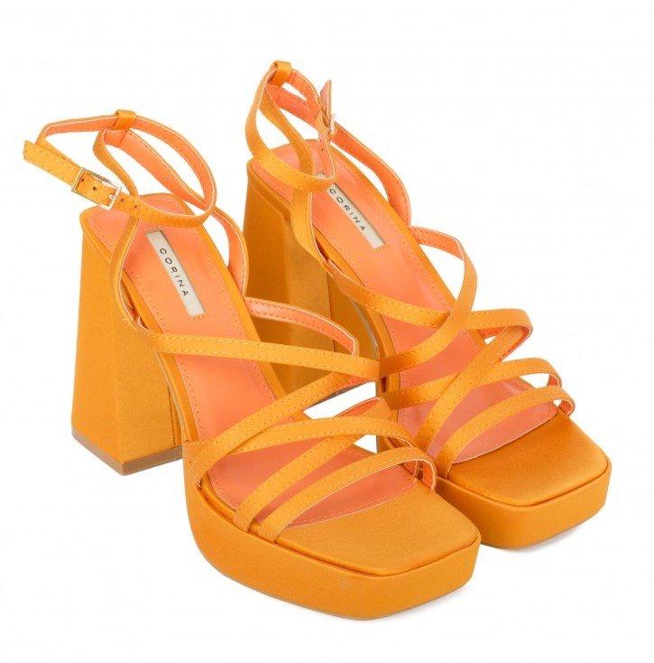 Sandalia naranja plataforma