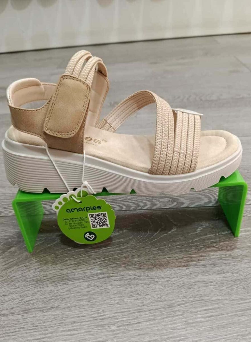 Las sandalias de Amarpies se caracterizan por su ergonomía, ligereza, flexibilidad, y por adaptarse en todo momento a la forma natural del pie
